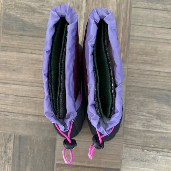 SOREL YOUTH FLURRY GIRLS’ SNOW BOOT size 5 - Picture 4 of 11